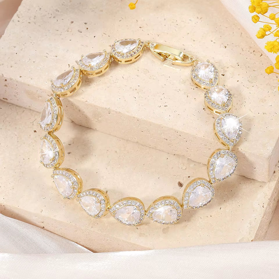 Classic Clear Big Water Drop AAA Cubic Zirconia Bracelet for Bridal Fashion Romantic Jewelry Gifts