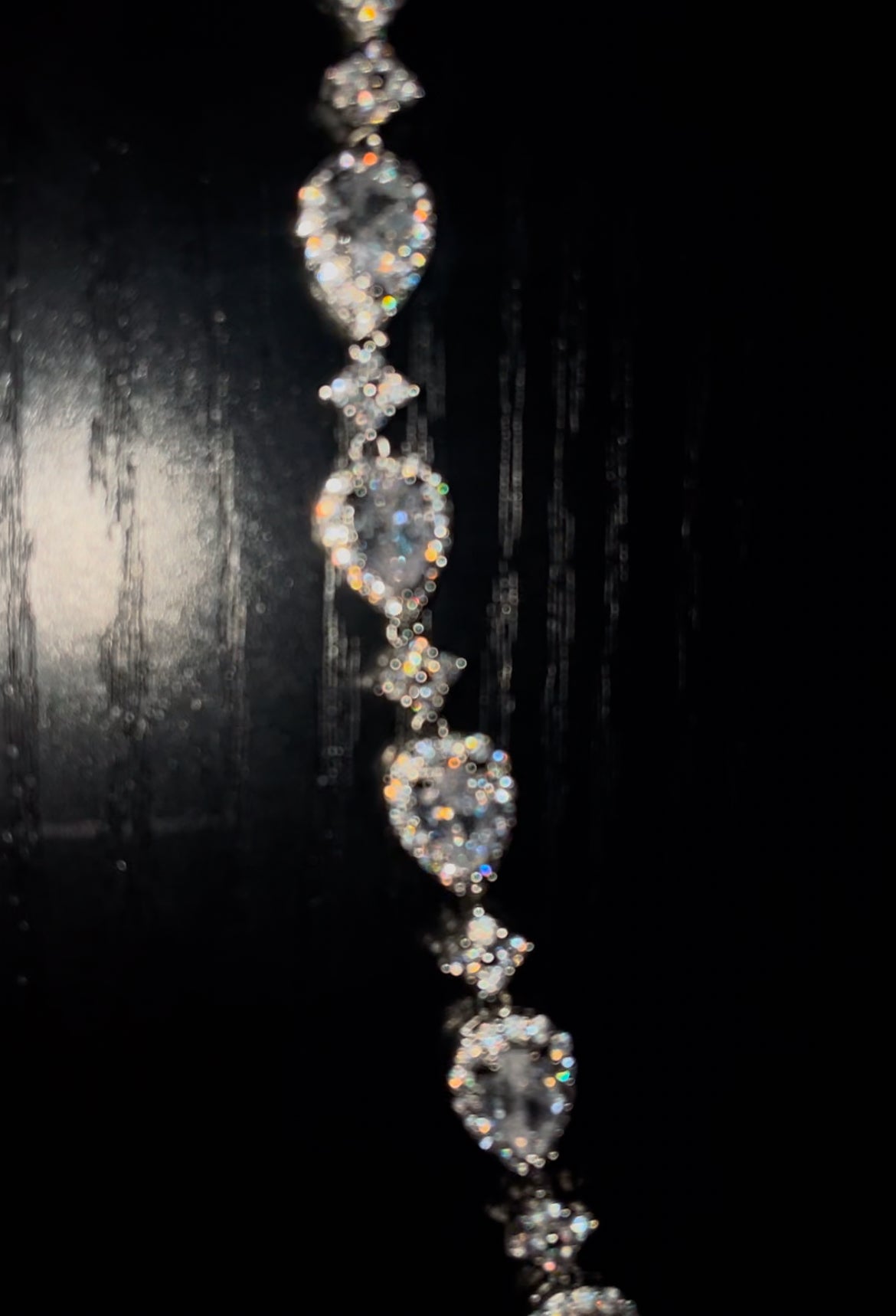 VVS Bustdown Teardrop Tennis Bracelet