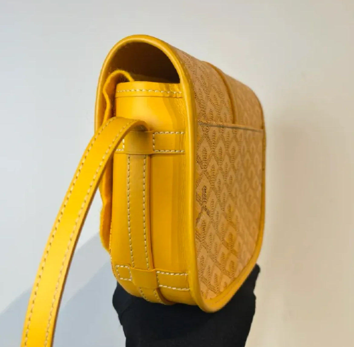 Yellow Designer Fashion Luxury Shoulder Crossbody Bag Handbag