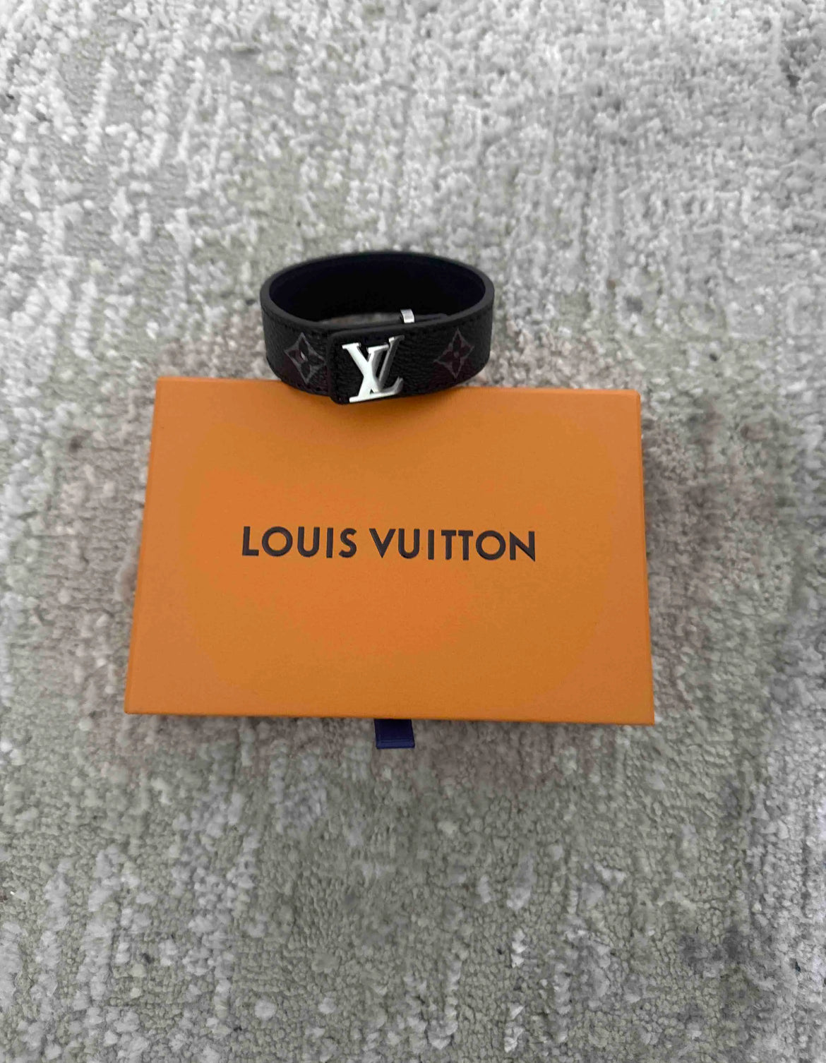 Luxury Men Slim Leather Bracelet