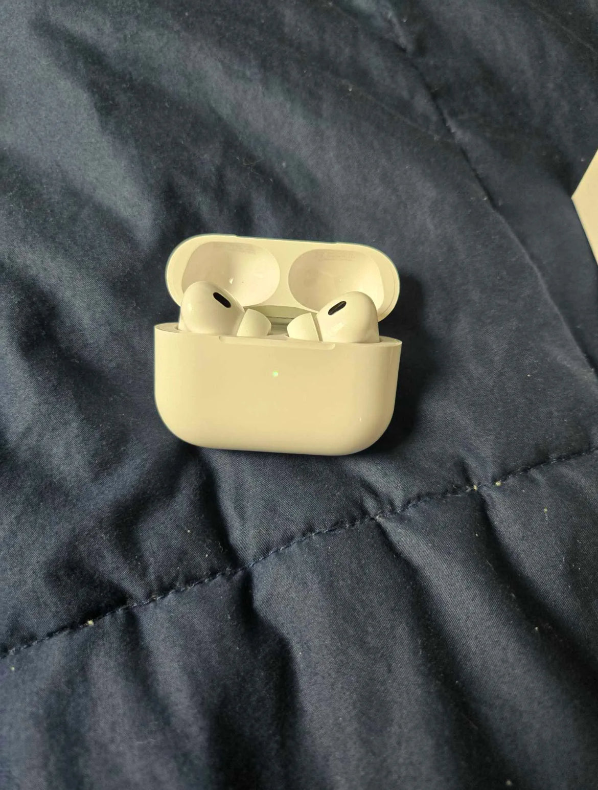 Apple Earphones 3rd Gen Bluetooth Wireless