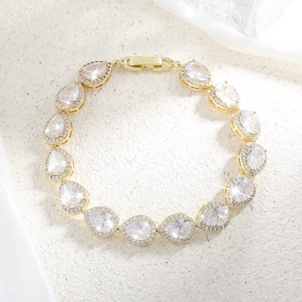 Classic Clear Big Water Drop AAA Cubic Zirconia Bracelet for Bridal Fashion Romantic Jewelry Gifts