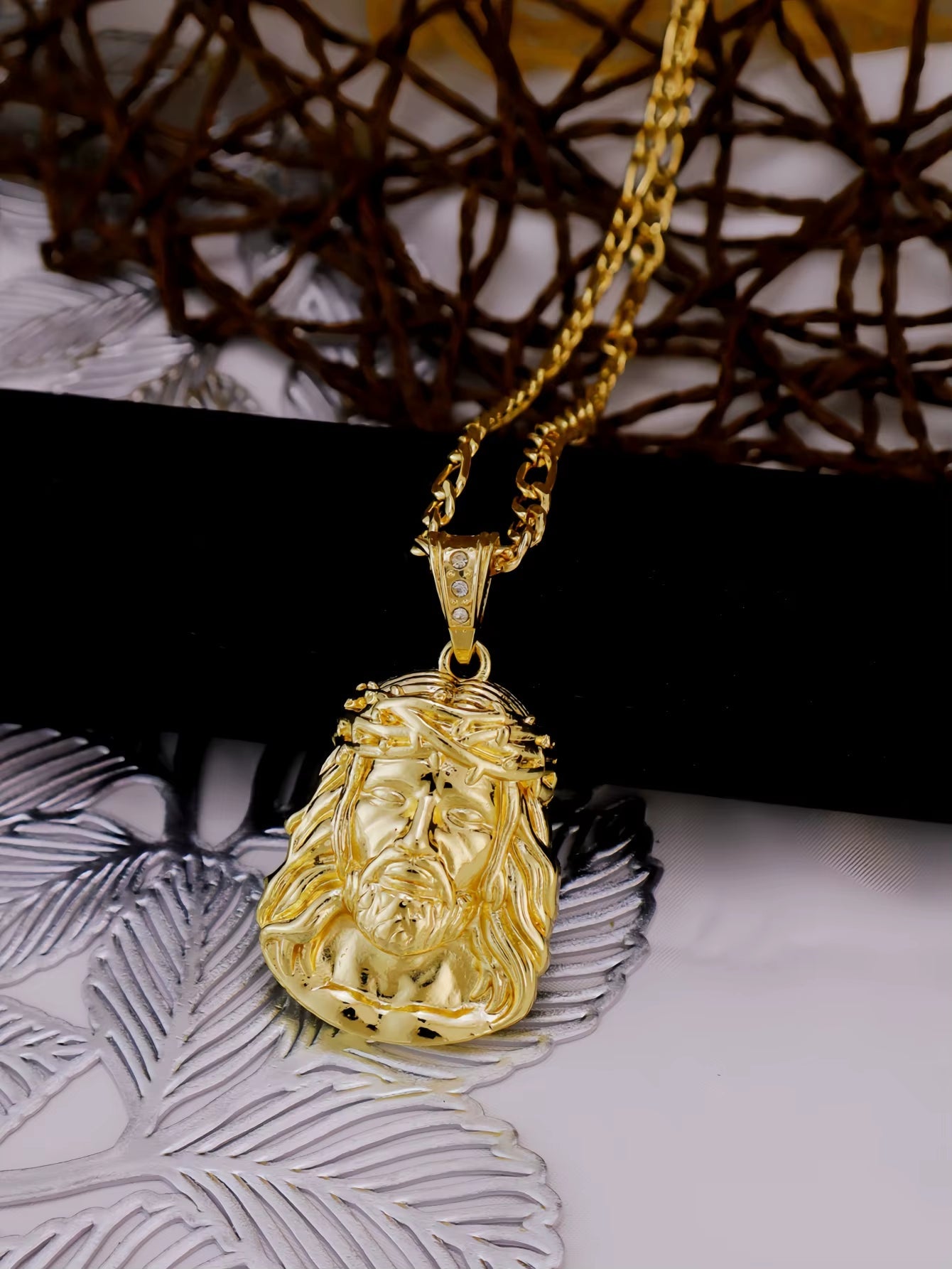 2 Sizes Hip Hop Punk Style God Jesus Head Deluxe Gold Plated Pendant Collar Necklace Figaro Chain Men Women Jewellery
