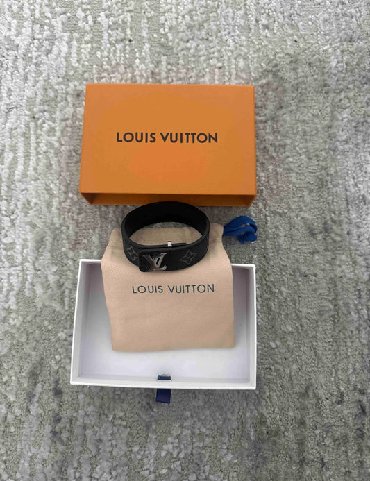 Luxury Men Slim Leather Bracelet
