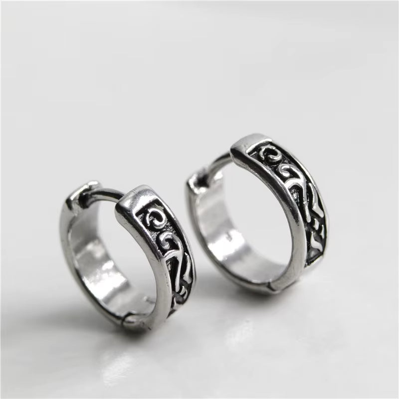 Classic Punk Vintage Pattern Engraved Gothic Ear Rounds Hip Hop Hoop Earrings for Men Domineering Rock Party Biker Jewelry